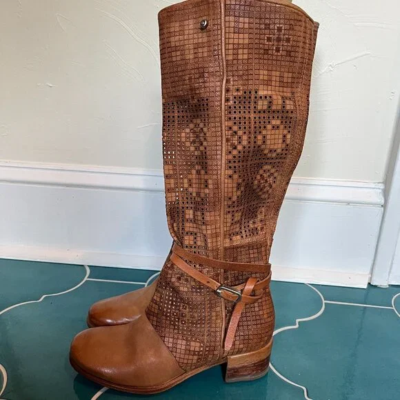 A.S. 98 Tall Perforated detailed Boots - Picture 3 of 14